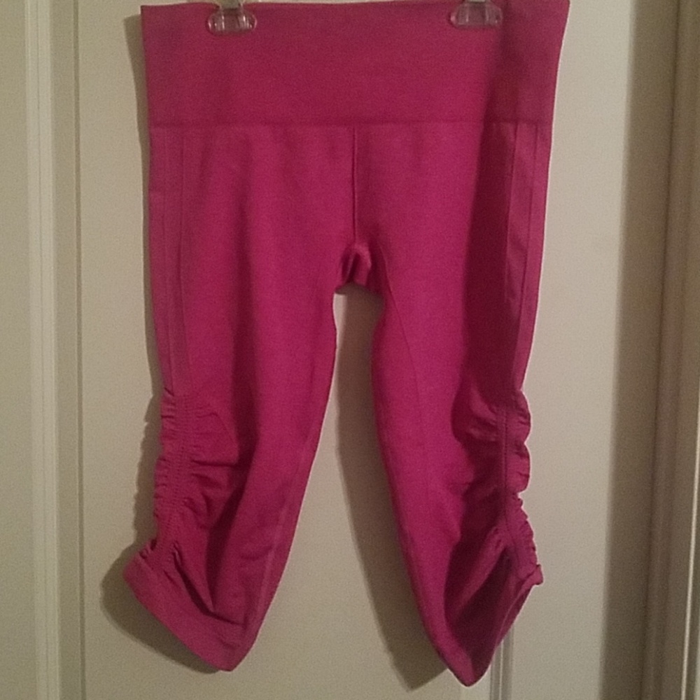 Lululemon In the Flow Crops ll